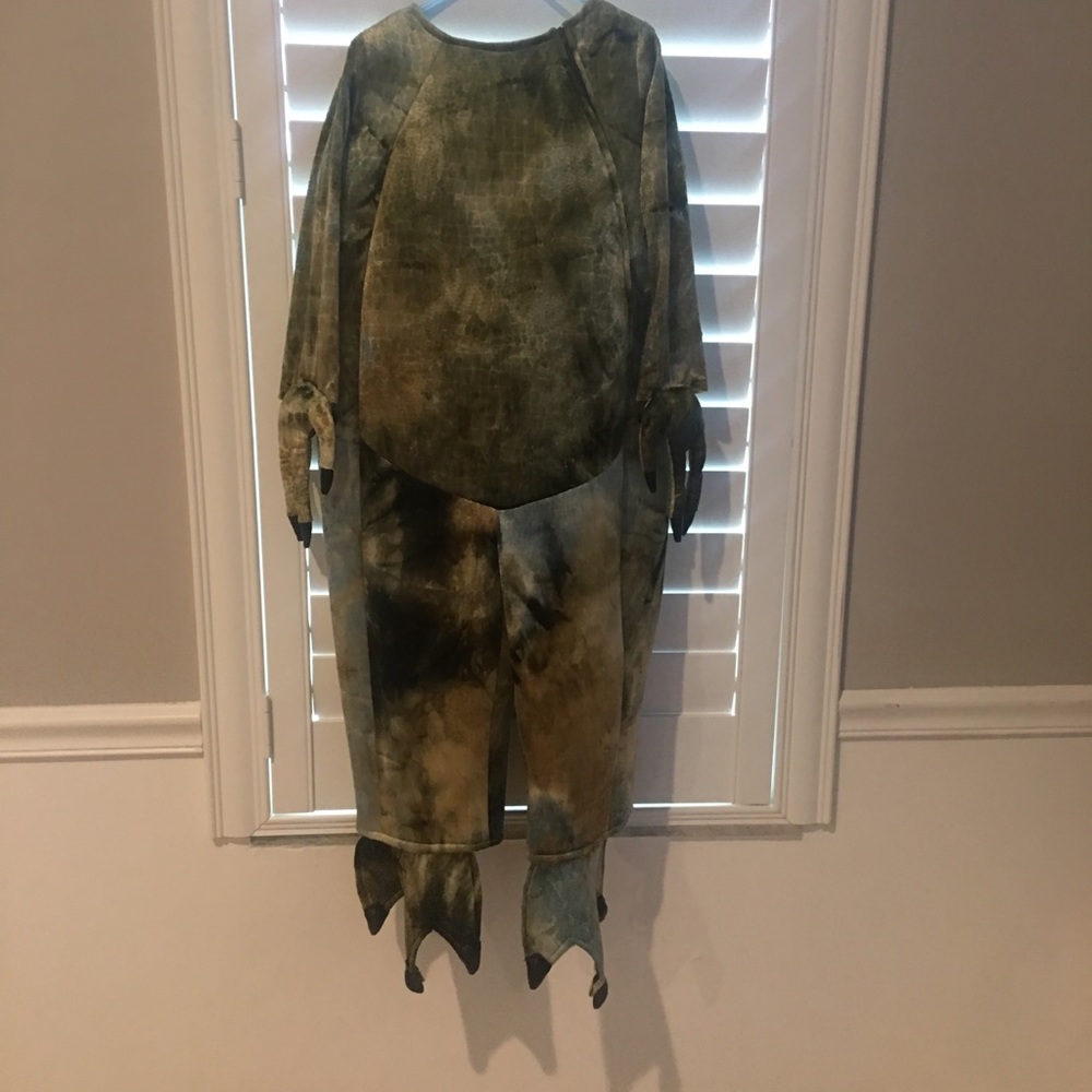 dinosaurs costume high quality! size 4/6 years old